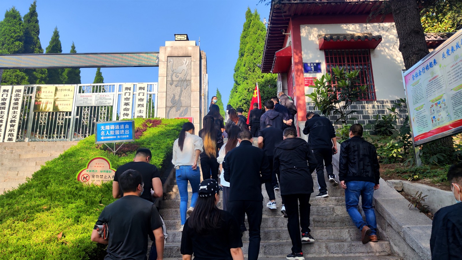 7f0b45921392d1aa9e896f3d587fe26.jpg 7f0b45921392d1aa9e896f3d587fe26.jpg